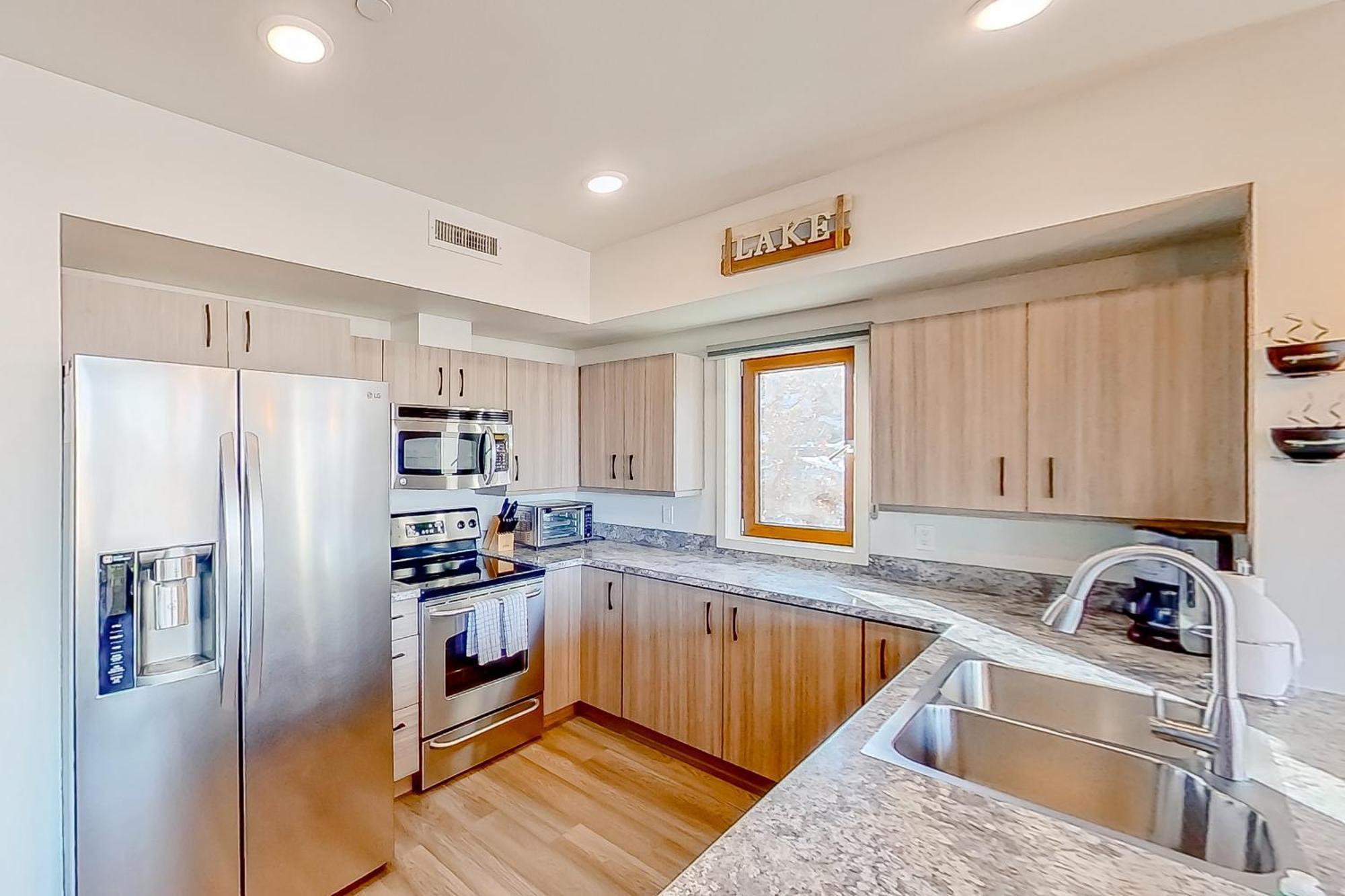 Chelan Resort Suites: Comfort By The Lake #201 Exteriör bild