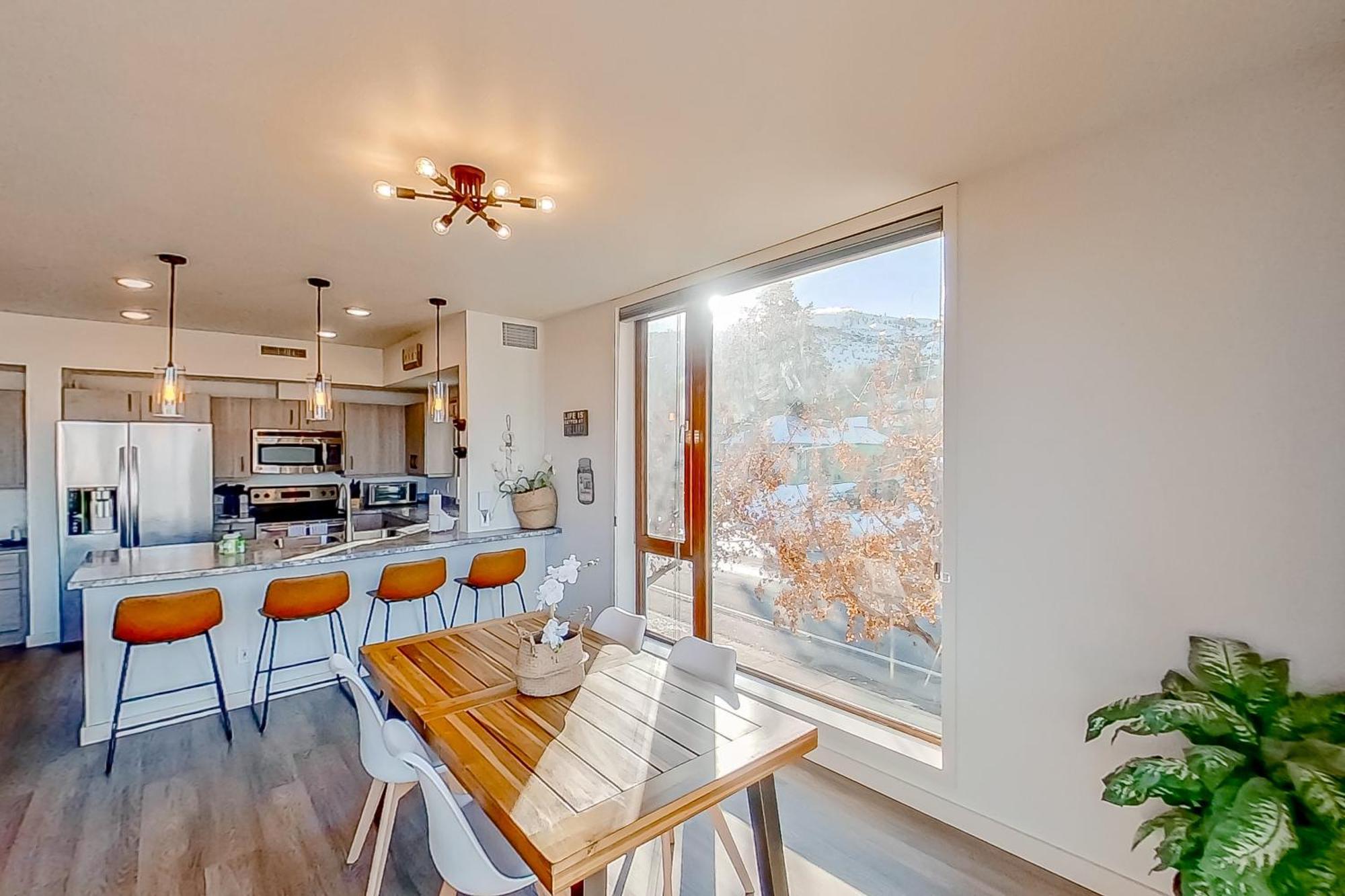 Chelan Resort Suites: Comfort By The Lake #201 Exteriör bild